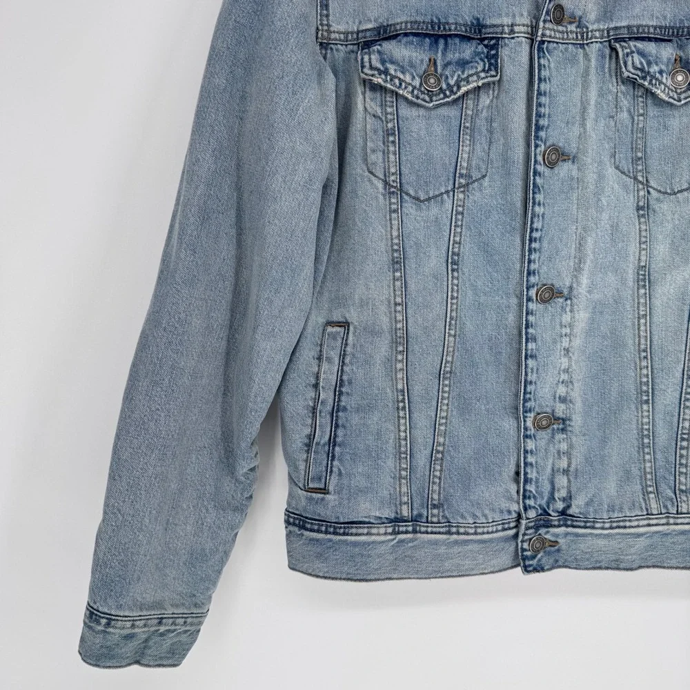 Old Navy Mens Sherpa Lined Denim Trucker Jacket Fall Winter Layering Rugged Sz M